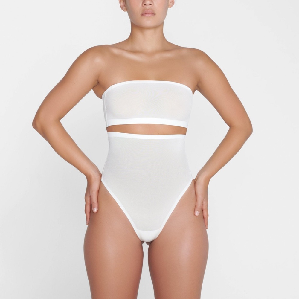SKIMS Power Mesh Bandeau in marble